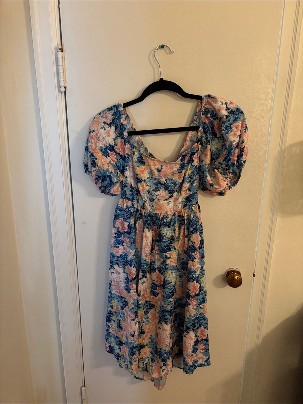 SHEIN Blue and Pink Floral Puff Sleeve Mini Dress